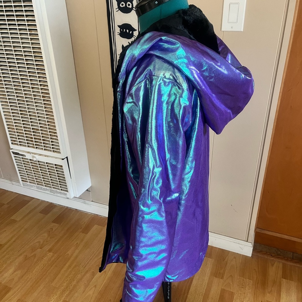 Reversible Iridescent Jacket - Picture 2 of 8